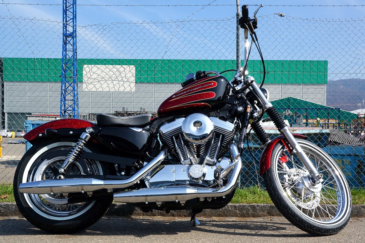 Sportster Seventy-Two